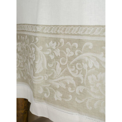 carmella tablecloth 70''x70''