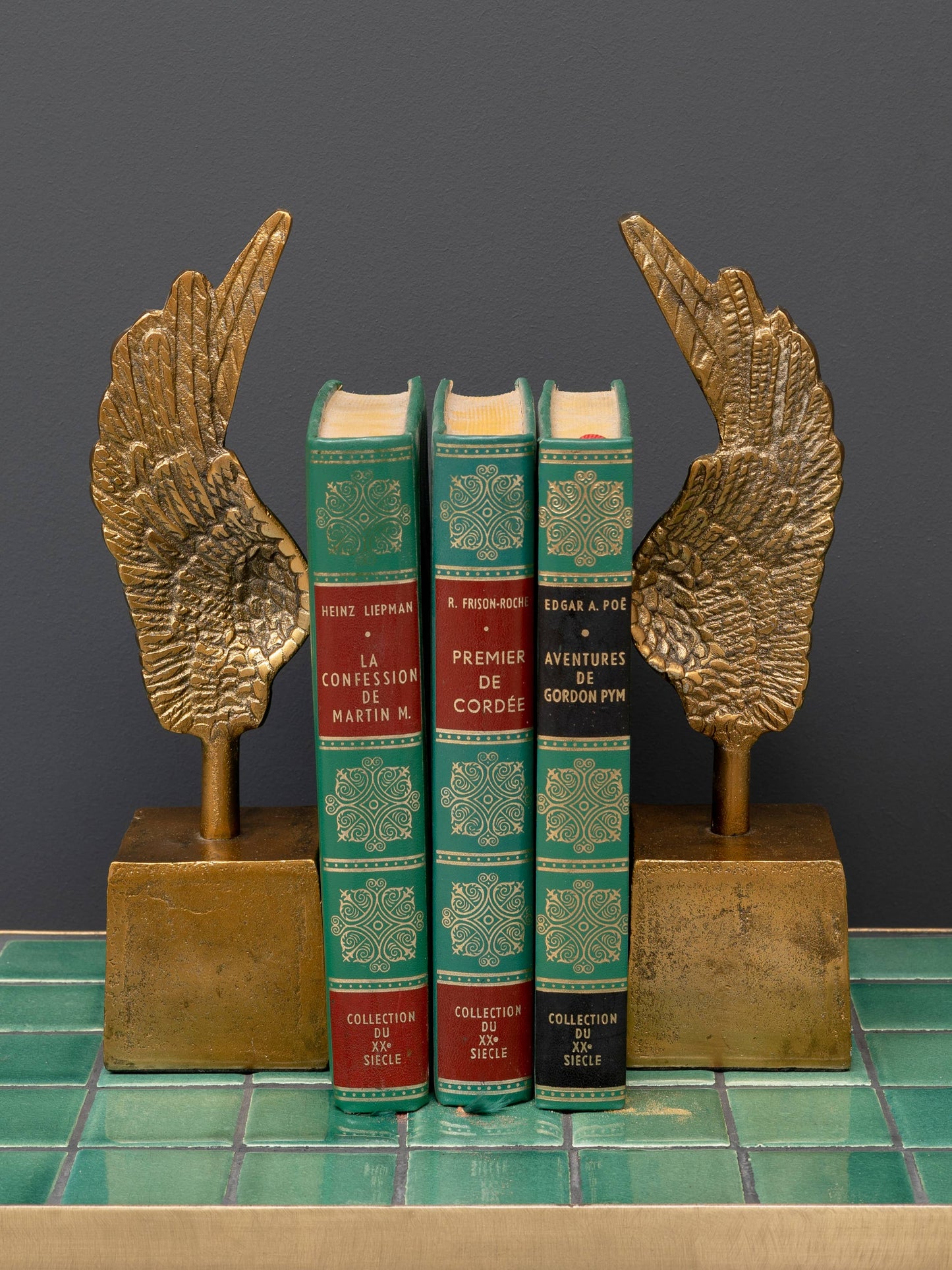bookends golden wings