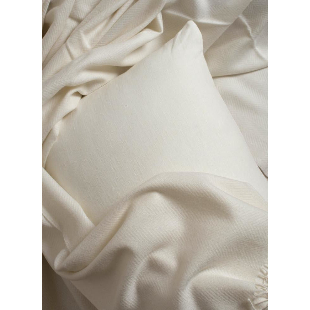 lorenzo pillow cover cream