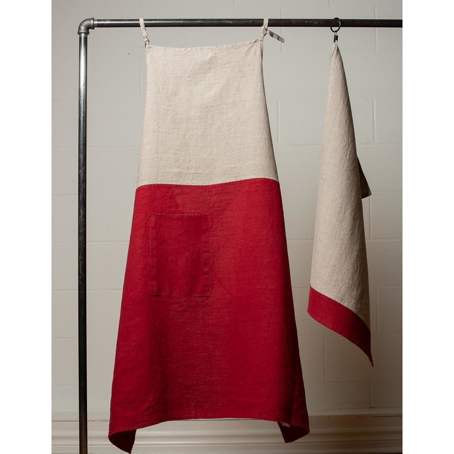 le chef tea towel natural with red border